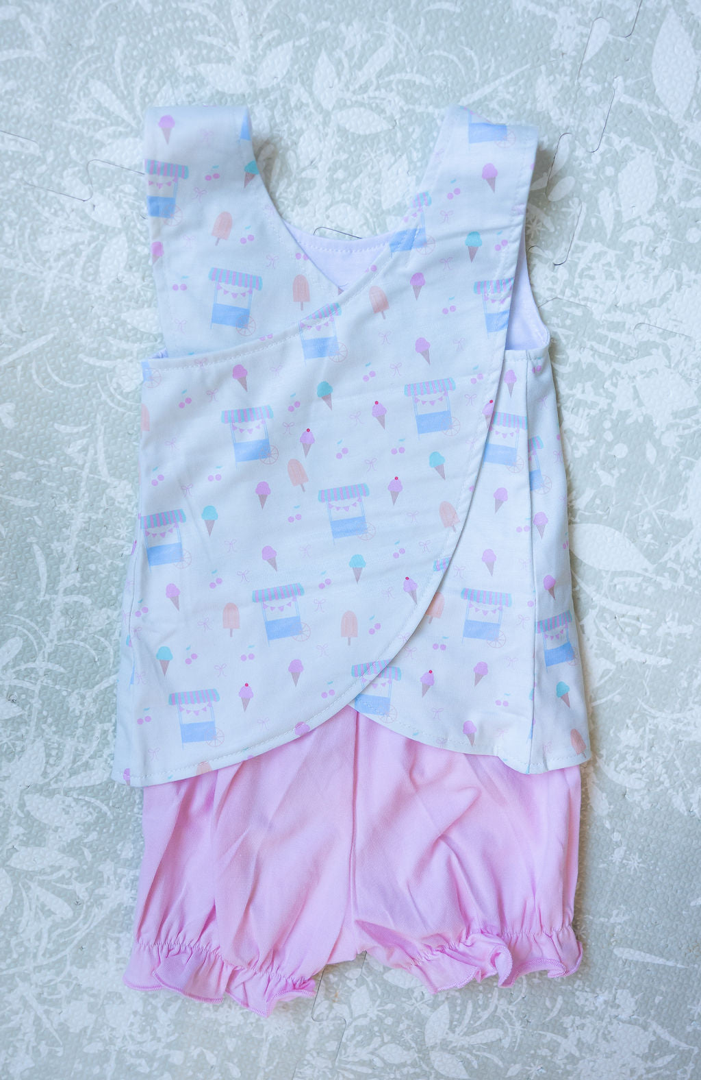 Cici's Two Sweet Swing Back Diaper Set